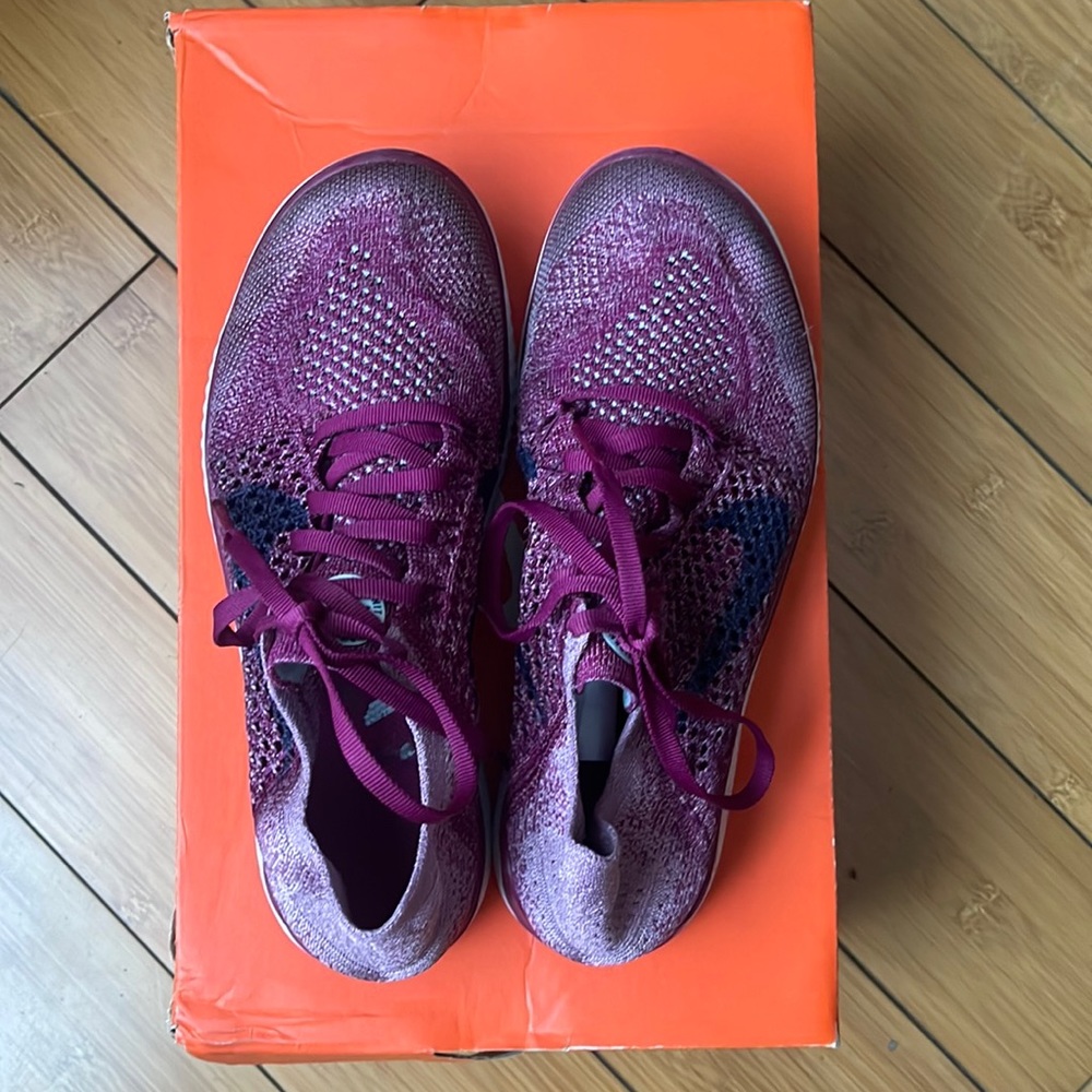 Women’s Nike Free Run Flyknit 2018